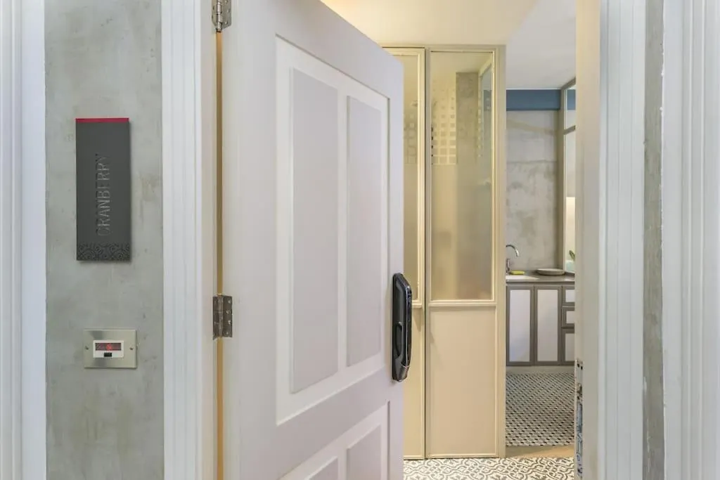 Cranberry 1-Br Toot In Mar Mikhael Apartment Beirut